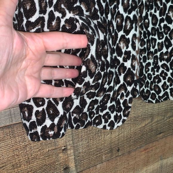XXI leopard‎ print jacket, size medium - Picture 9 of 13